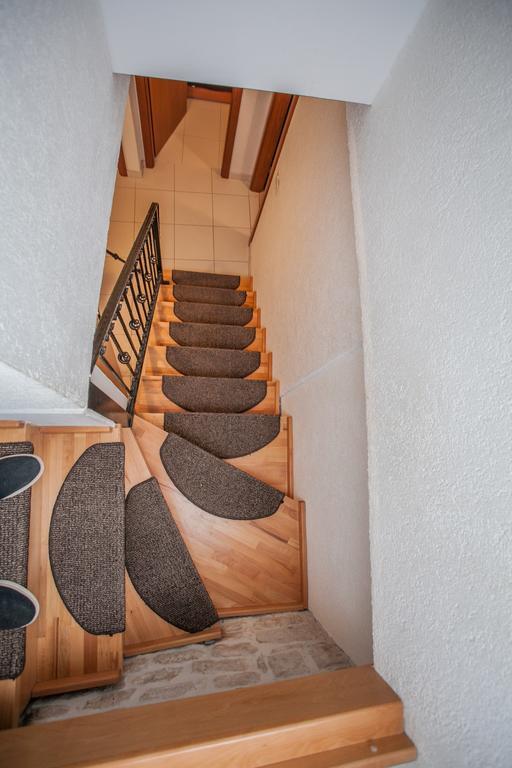 Guest House Trifora Trogir Exterior photo