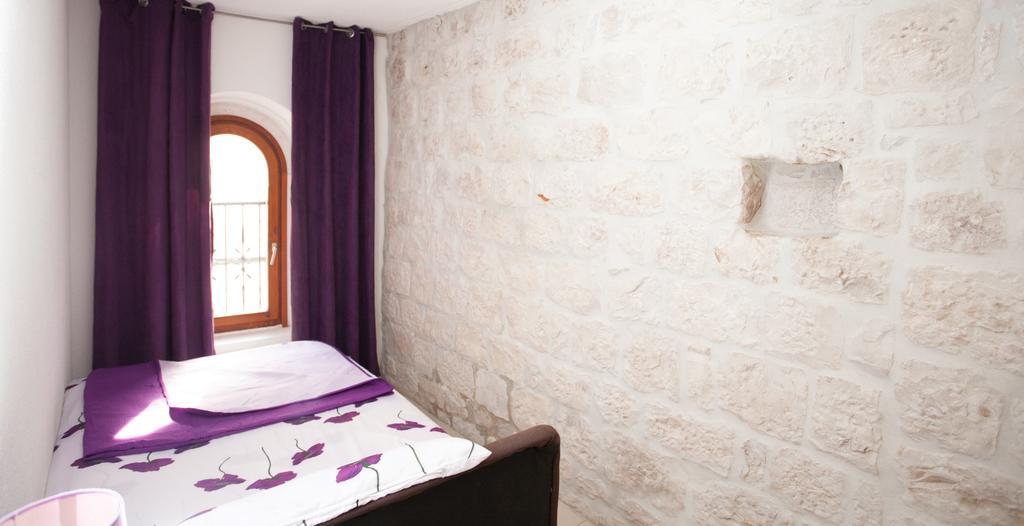 Guest House Trifora Trogir Exterior photo